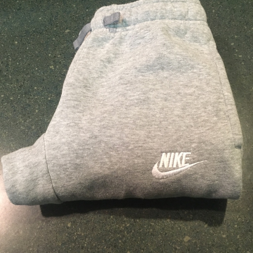 Youth small Nike sweatpants